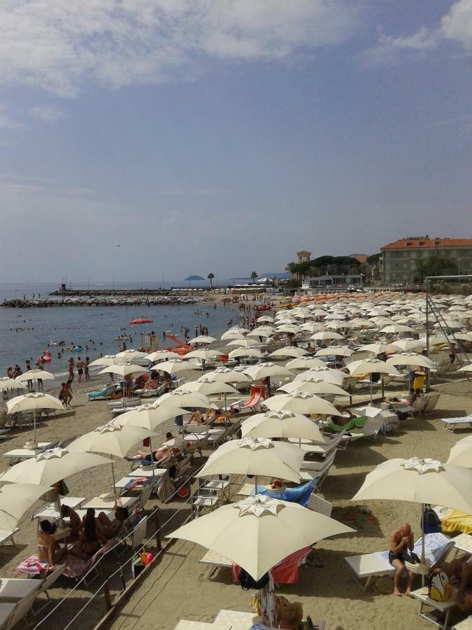 Apartament Ca' Nanopulin, Fronte Porto Loano Zewnętrze zdjęcie